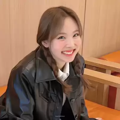 晏青梦